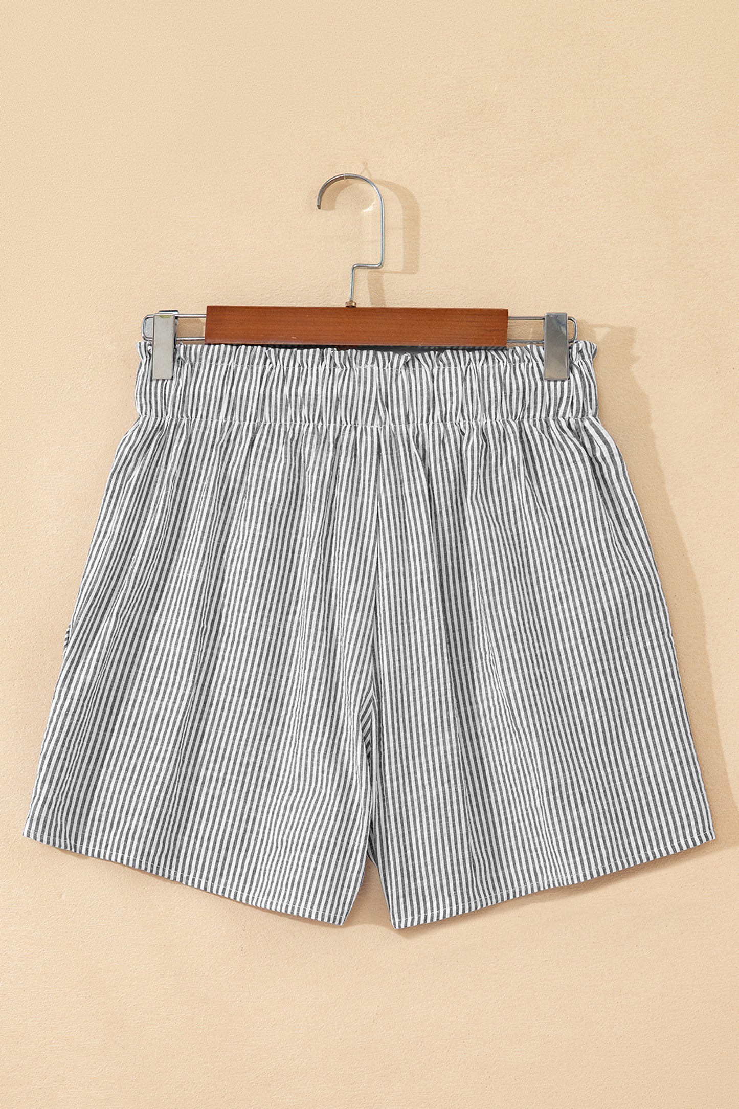Stripe Lace-up Elastic Waist Casual Pocketed Shorts